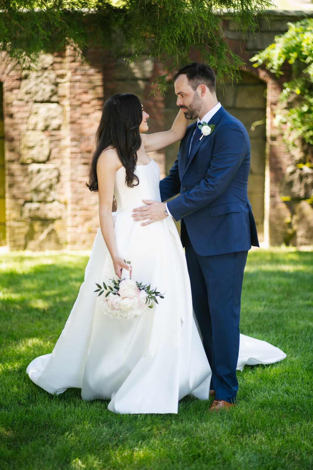 A magical moment as Alix and Wiley share their first look, filled with pure excitement and love. Wiley’s face lights up in awe as he sees Alix for the first time in her beautiful wedding gown, marking the beginning of their next chapter together. Their connection is undeniable, with their pup by their side to share in the joy.