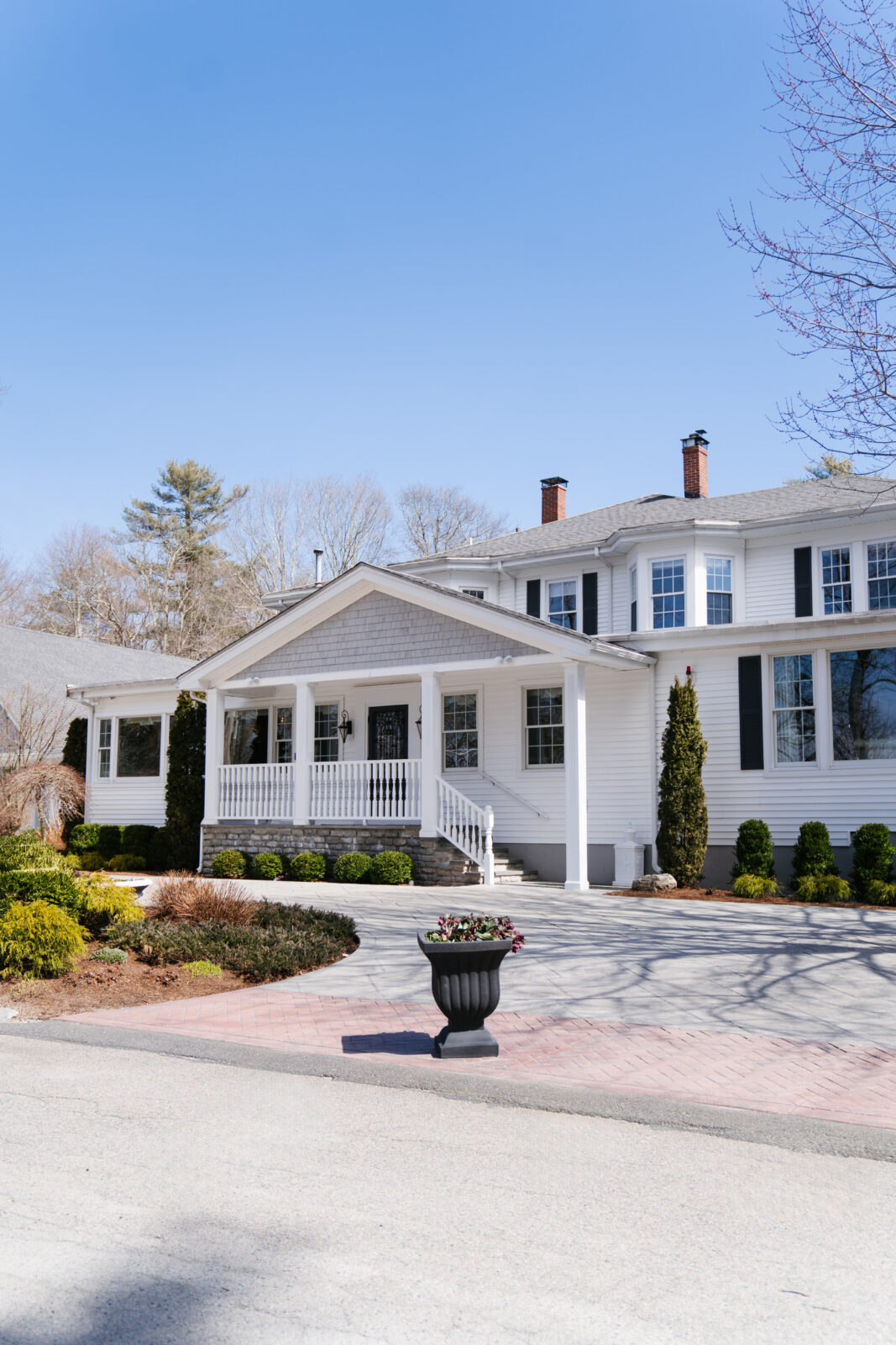 Saphire Estate in Sharon, MA Weddings. Best Wedding Venues in Massachusetts