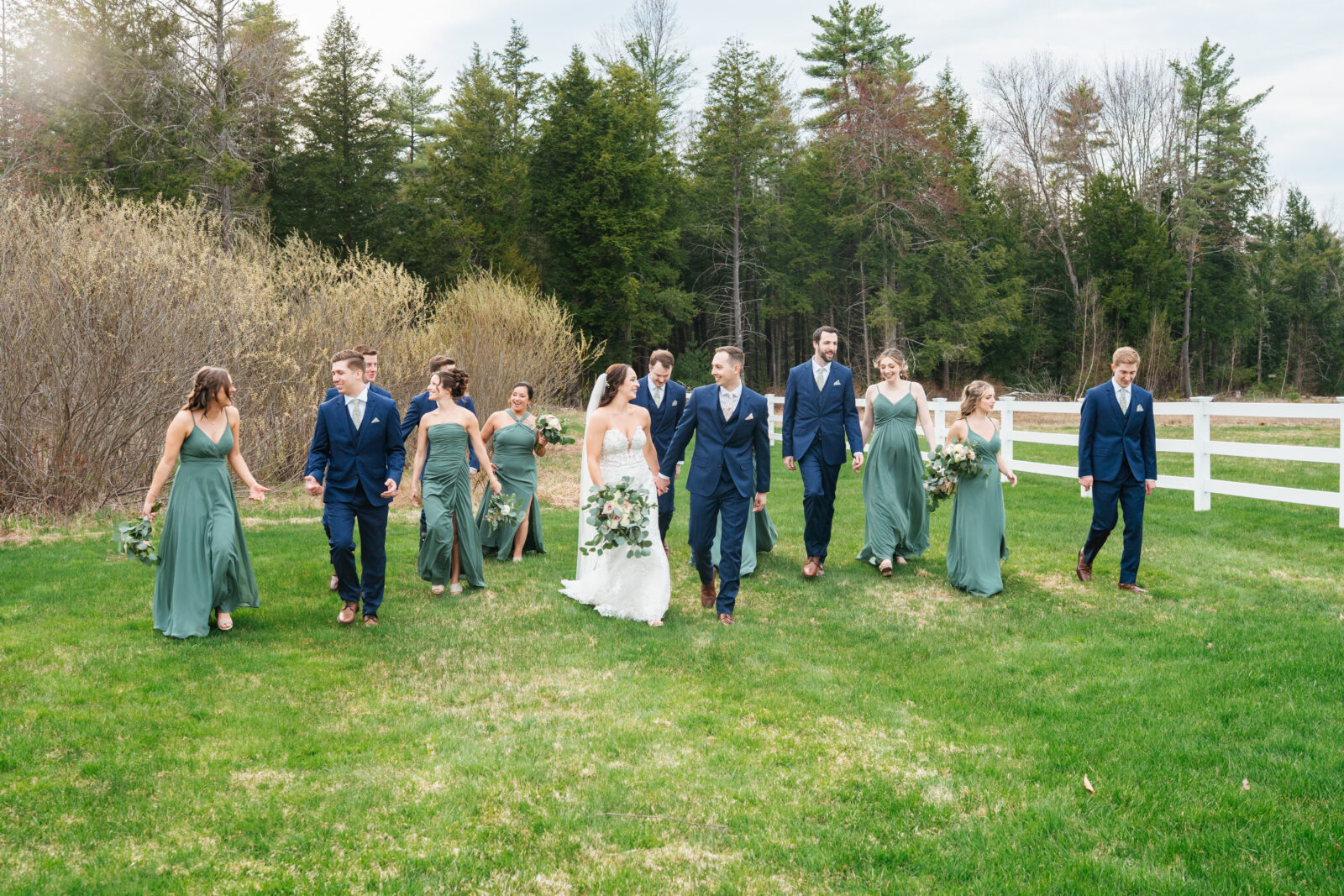 how to choose a wedding photographer