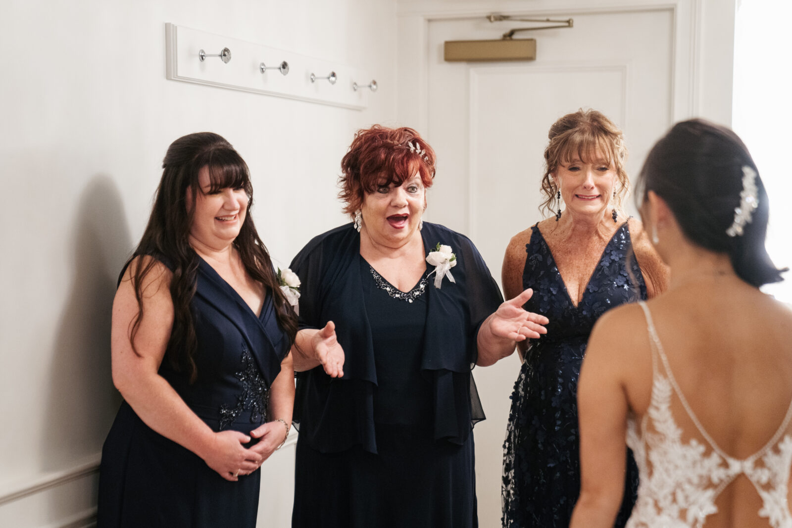 Grand View in Mendon Wedding, bride getting ready in bridal suite 