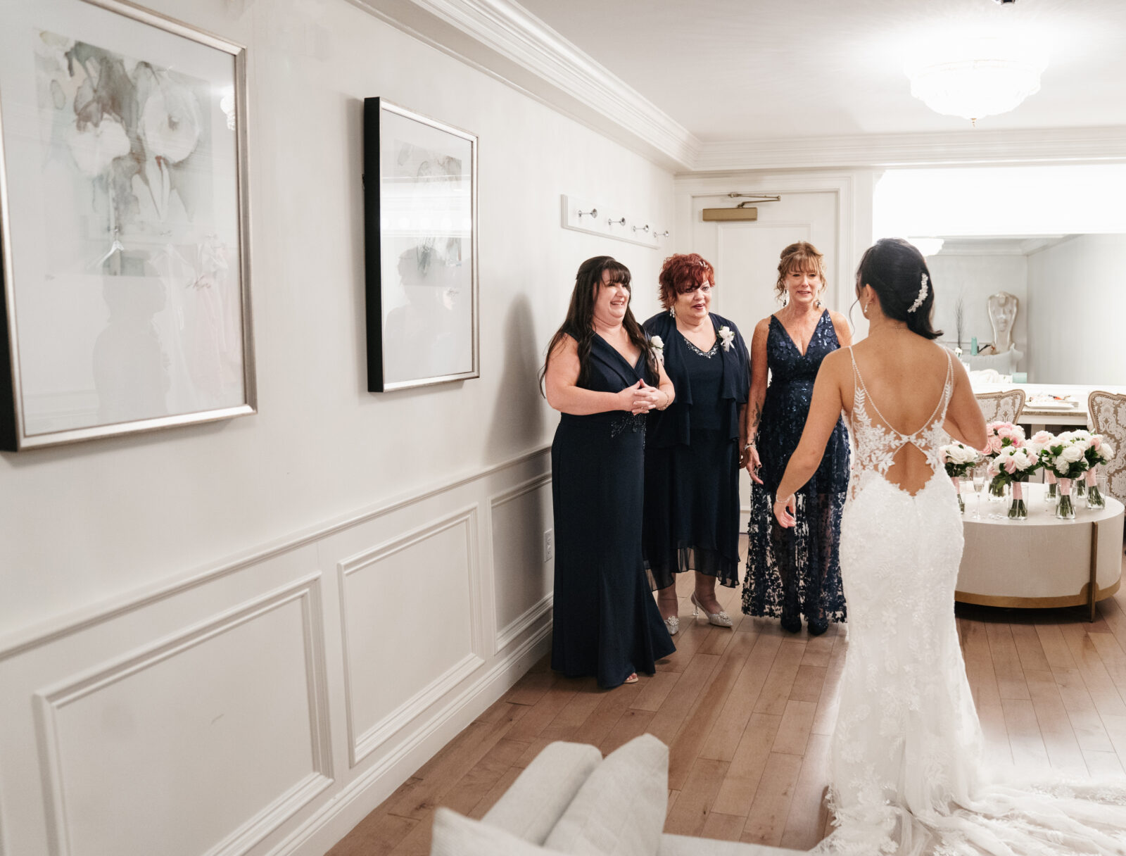 Grand View in Mendon Wedding, bride getting ready in bridal suite 