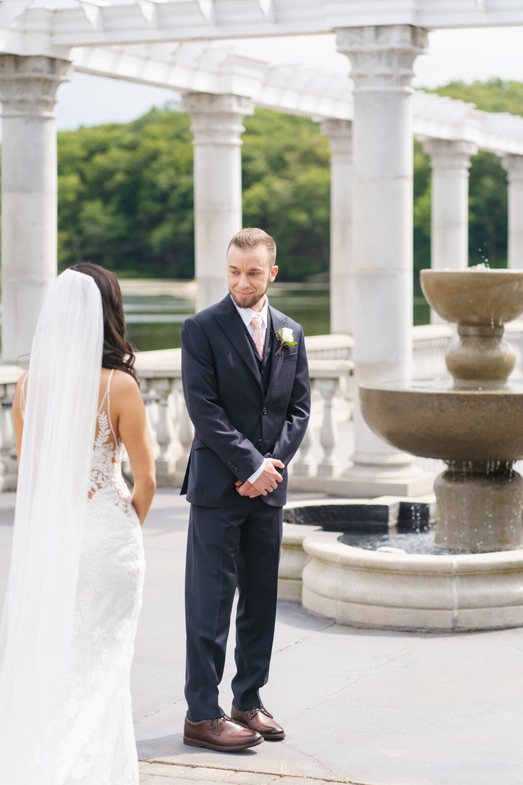 Grand View in Mendon Wedding, first look 