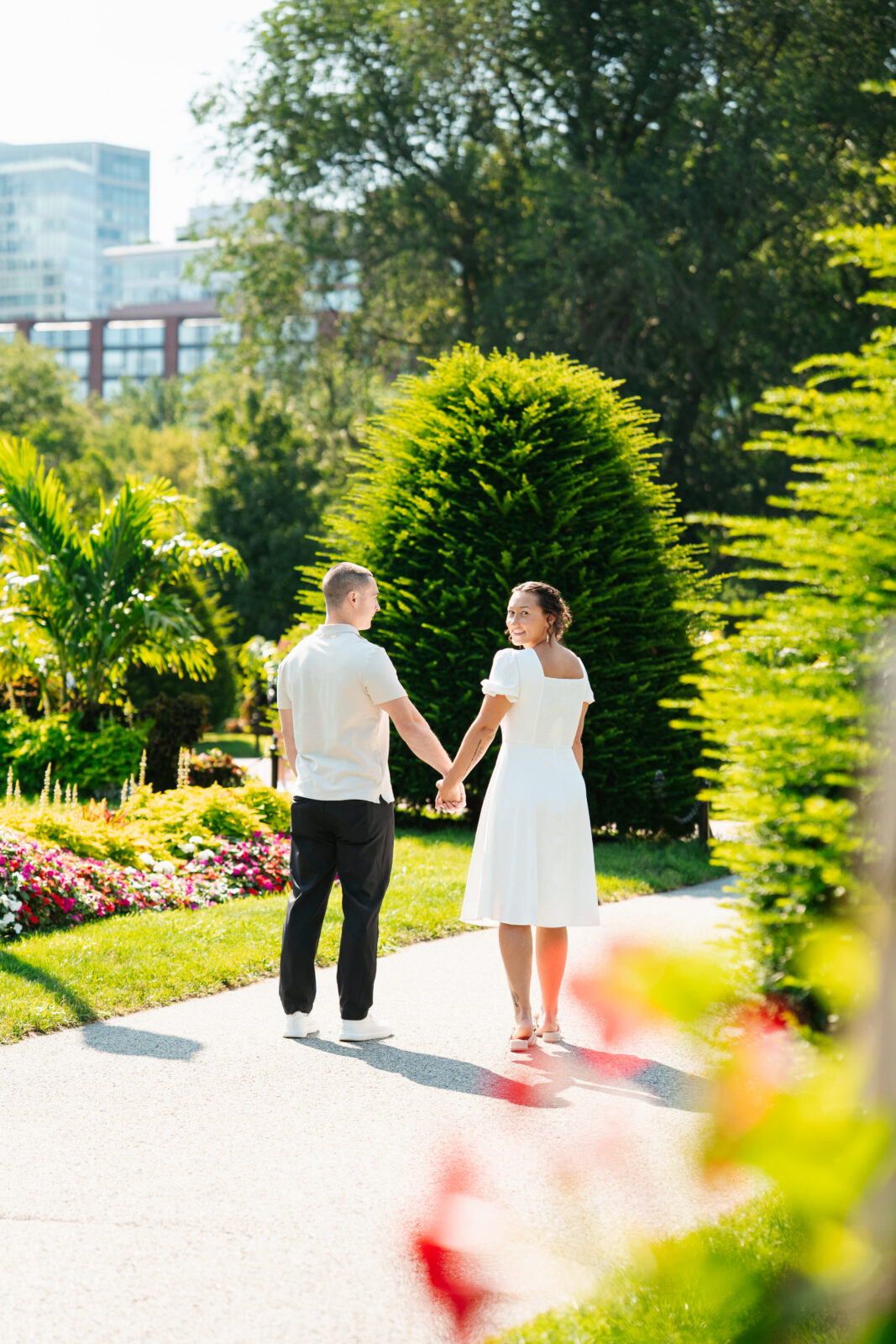 summer engagement photos in boston