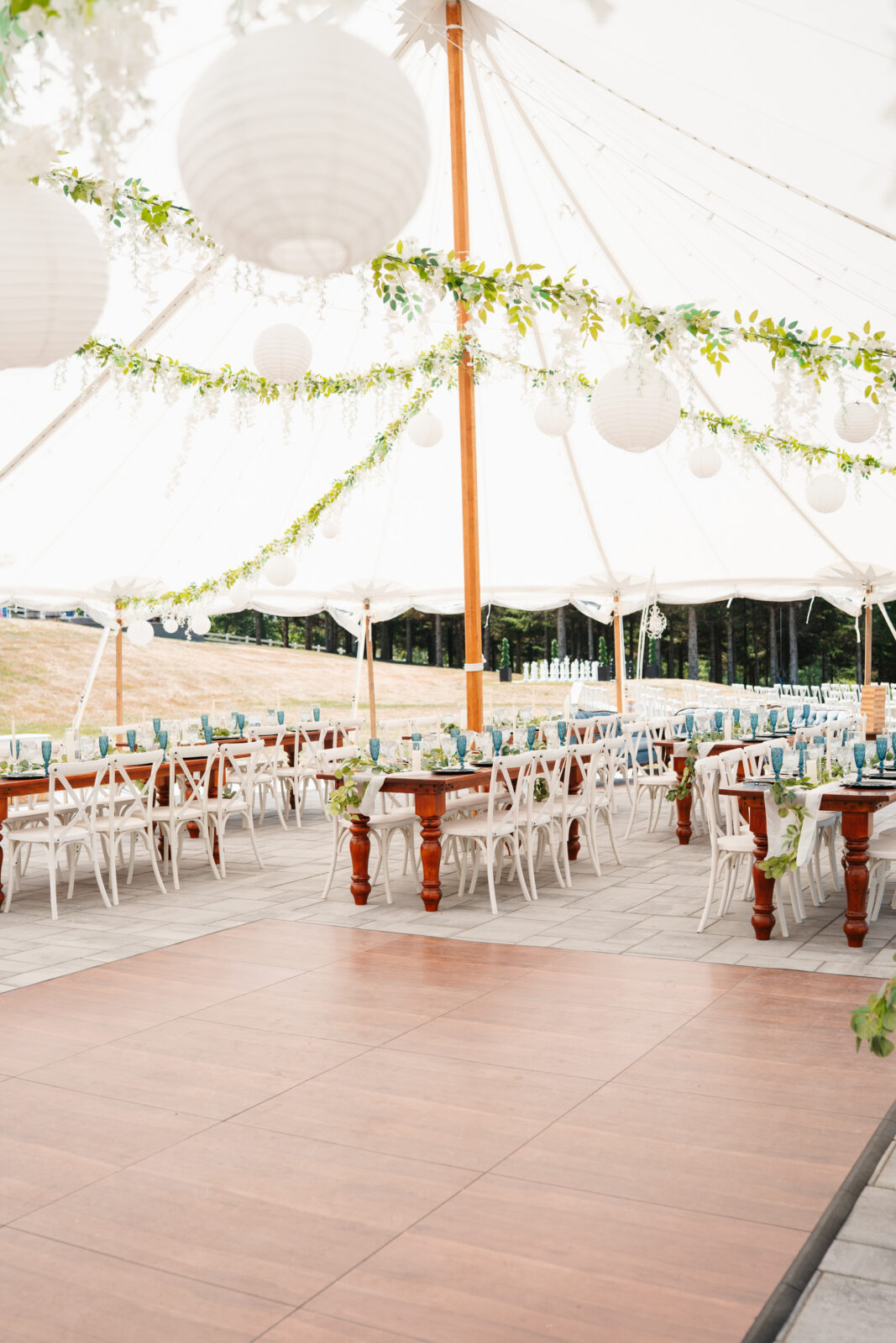 Elegant reception decor at Lakeview Inn in Wolfeboro NH