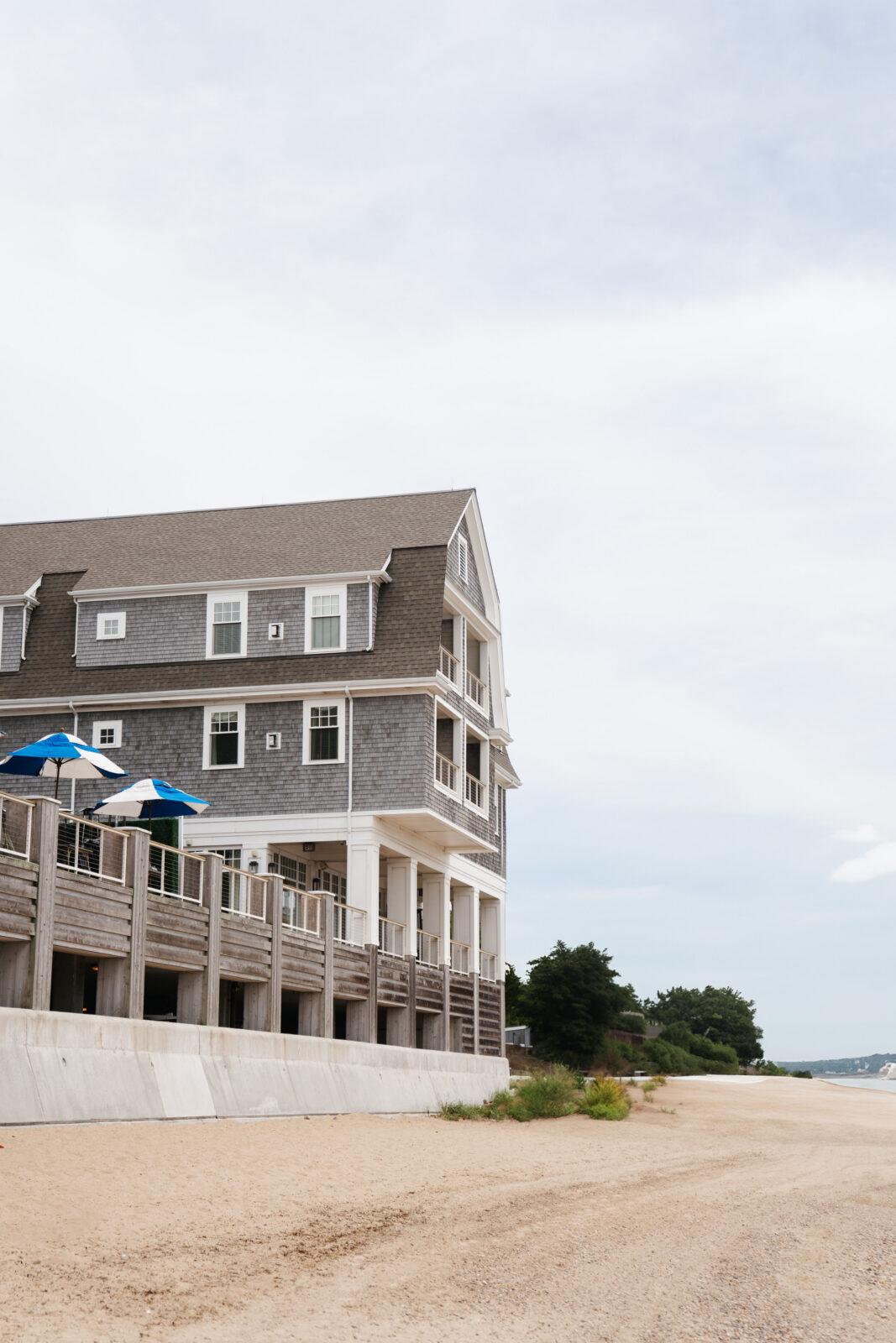 Coastal New England wedding venue overlooking the ocean