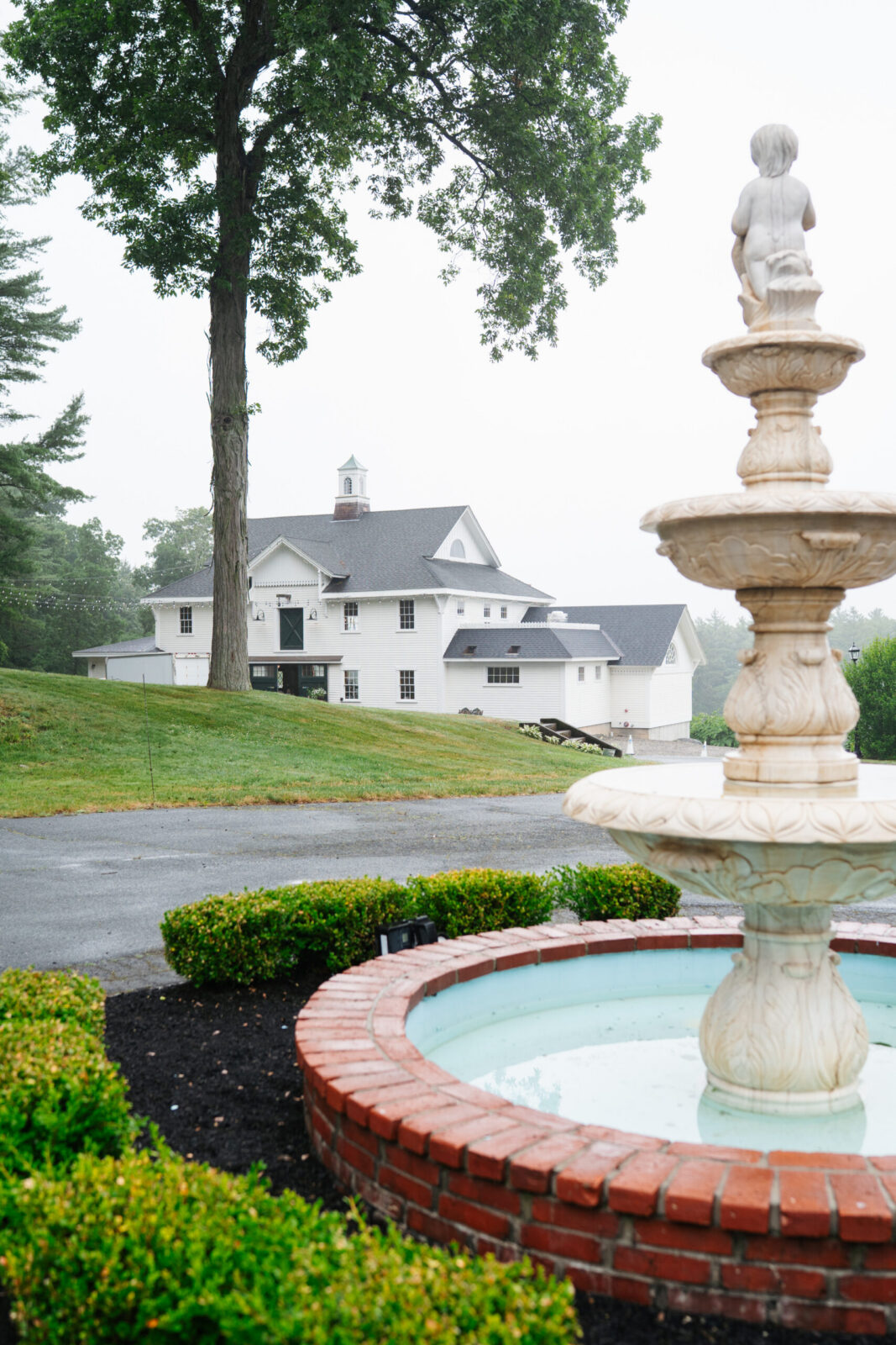 Mass wedding venue Exterior of The Evermore at Pierce Farm in Topsfield MA