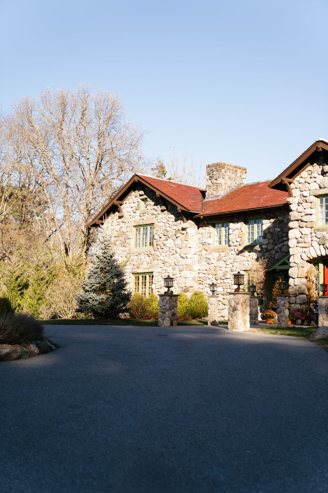 Mass wedding venue Wedding detail photo at Willowdale Estate in Topsfield MA
